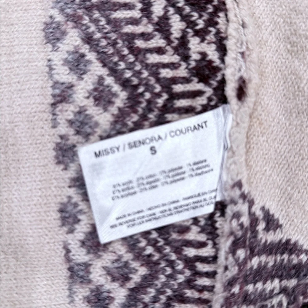 Vintage America Burgundy & Cream Patterned Cardigan – Size Small - Picture 4 of 6